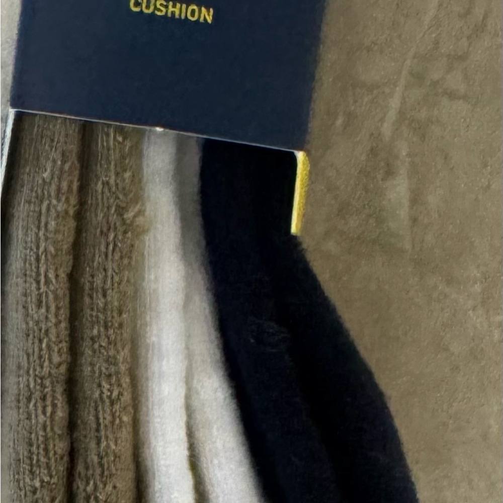 Polo Ralph Lauren Varsity Logo Low Cut Socks - Picture 10 of 11